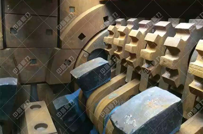 制砂机板锤