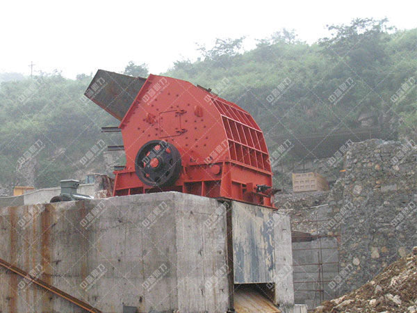 pc1510型号锤式破碎机