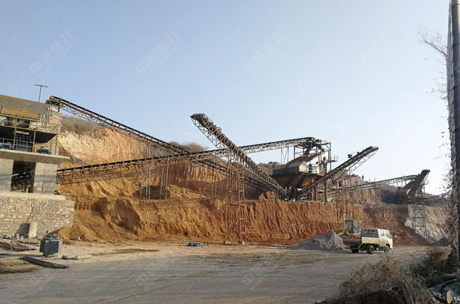 河南三门峡市时产300吨1512重锤破生产线
