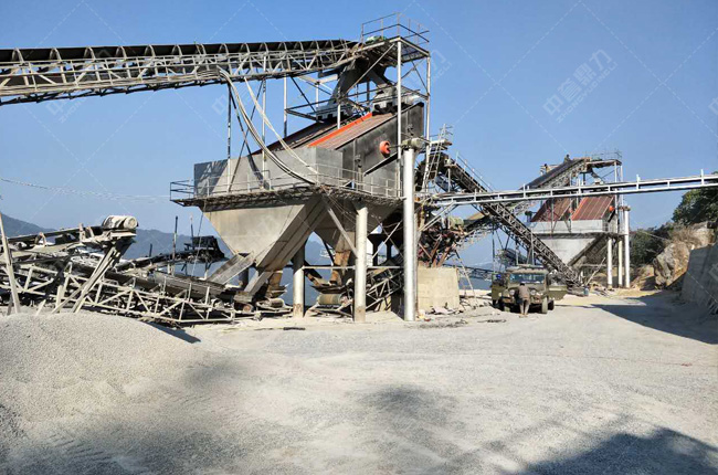 云南玉磨铁路宁洱段时产800吨砂